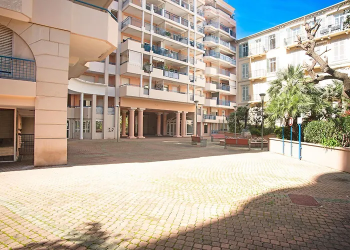 Eden Palace 9 Attico - Happy